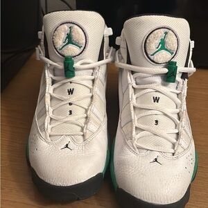 Nike Kids White and Green Sneakers